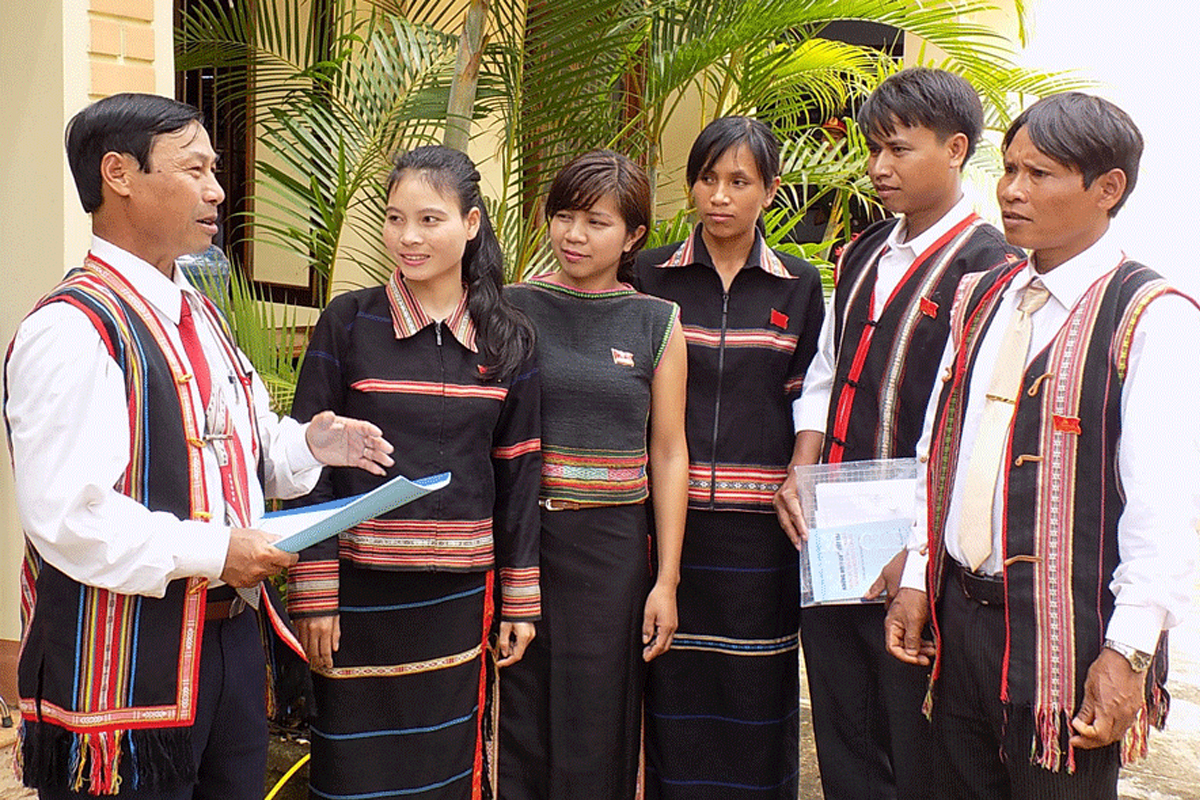 Thu nhập từ việc dạy người dân tộc thiểu số được miễn thuế